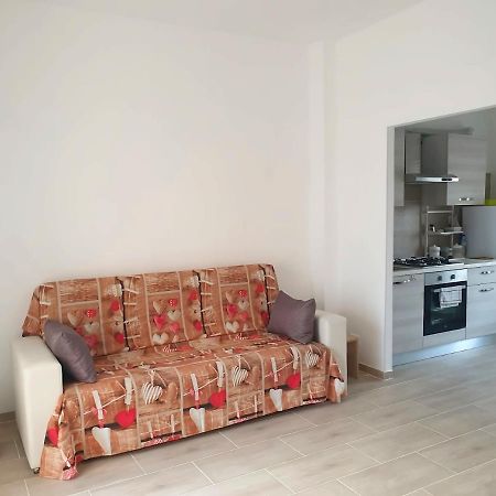 Appartement Attico Con Terrazzo Relax à Ladispoli Extérieur photo