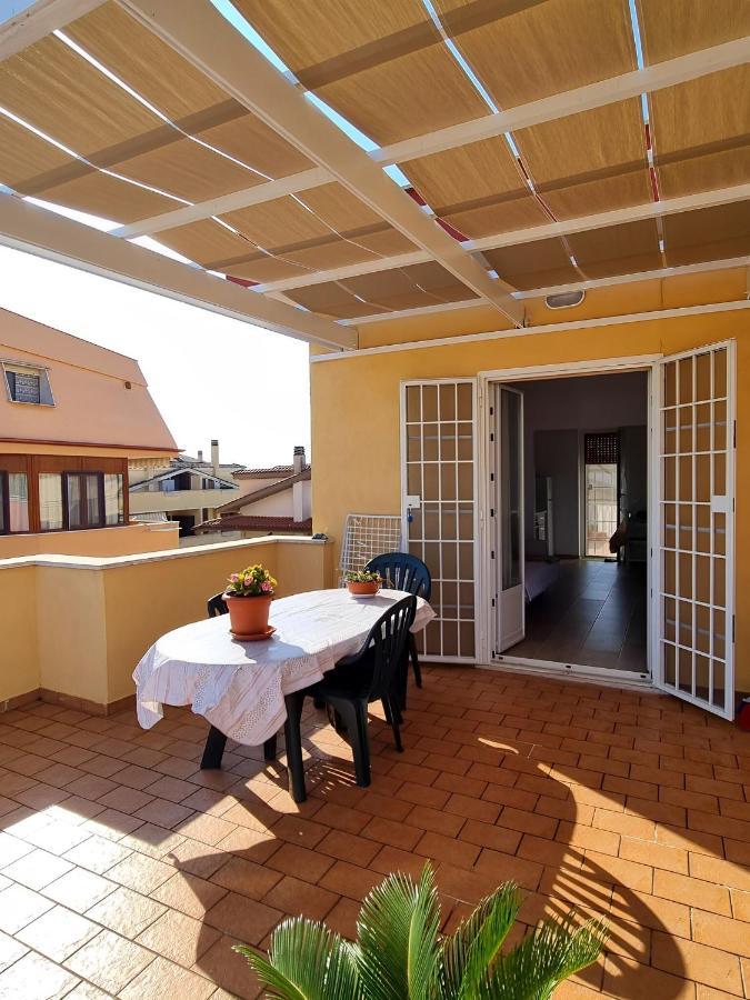 Appartement Attico Con Terrazzo Relax à Ladispoli Extérieur photo
